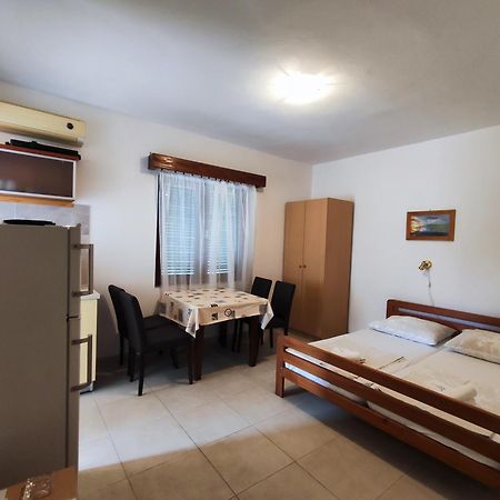 Apartmani Ivandic Murter Quarto foto